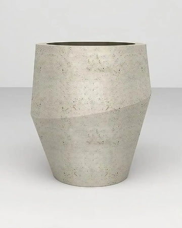Beton Saksı Asti