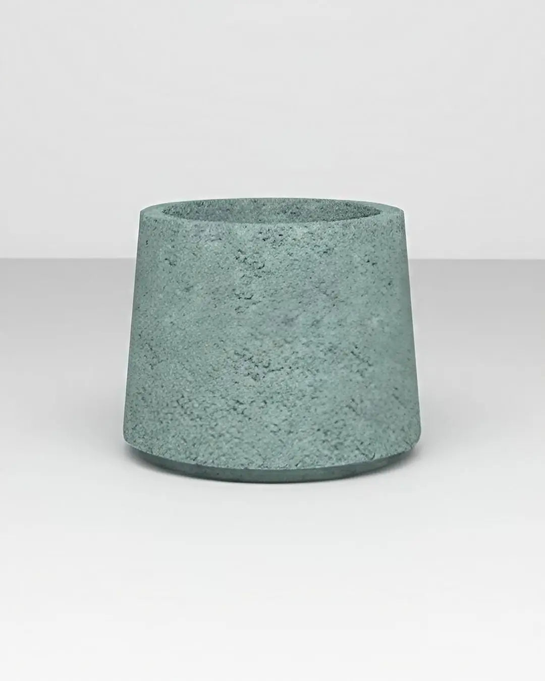 Beton Saksı Bona