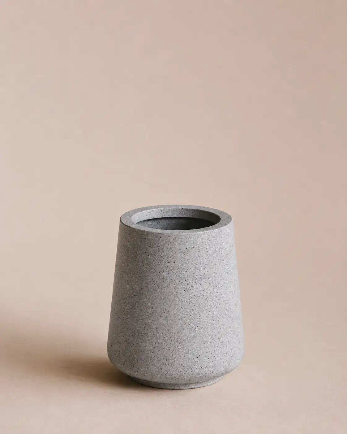 Zaru Concrete Planter